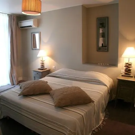 1er Hotel 3*